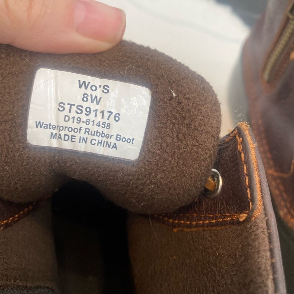 Sperry Women's Brown and Black Duck Boots - Picture 4 of 5